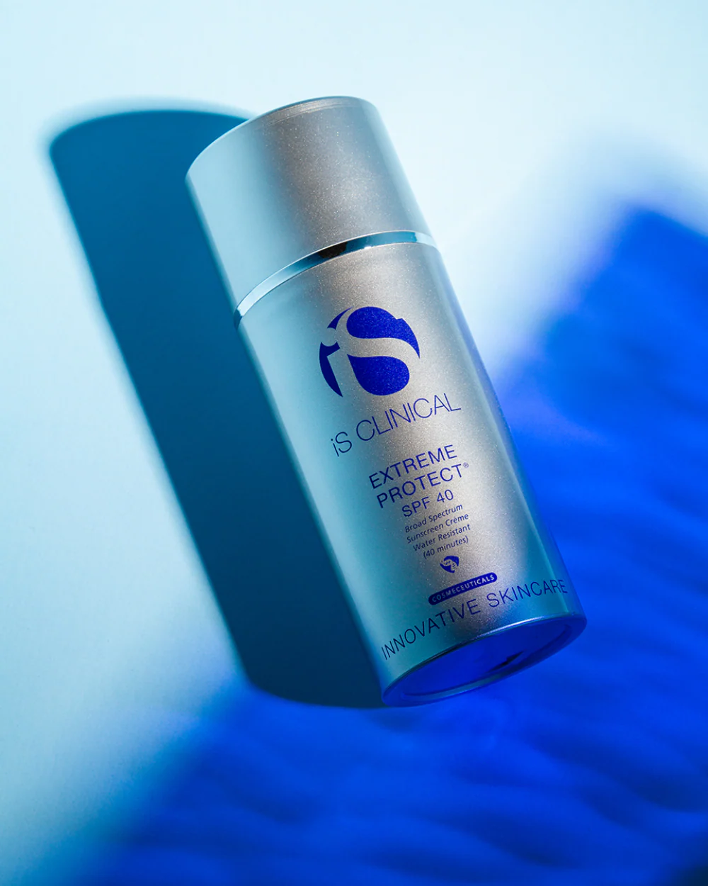Extreme Protect SPF 40 iS Clinical 100g - Image 3